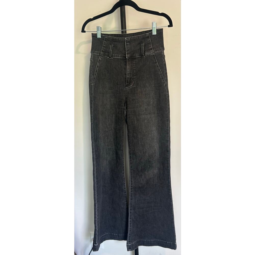 Altar'd State High RIse FlareJeans size 26